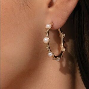 NEW Uncommon James Chic Pearl Hoop Earrings